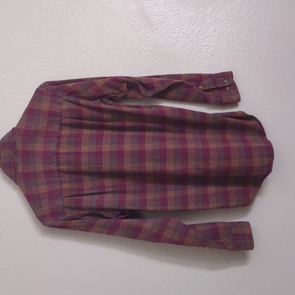 SLIGHTLY USED CAMBRIDGE CLASSICS LONG SLEEVE PLAID SIZE SMALL 100%COTTON - Picture 9 of 12